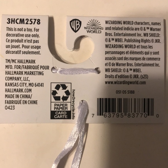 NWT Hallmark Harry Potter Hogwarts Ornament - Picture 7 of 9